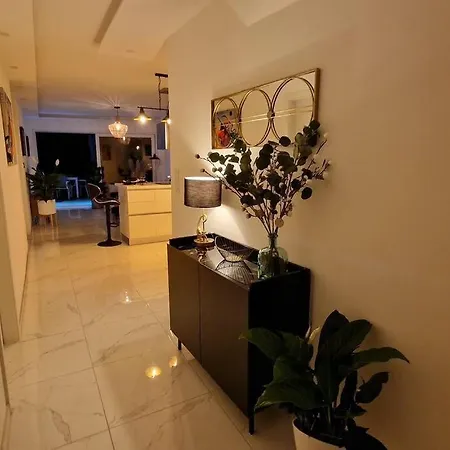 公寓 Prestige Neuf Avec Et Ecran De Cinema En Rez De Jardin